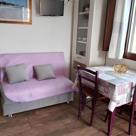 Agriturismo Gli Olivastri -Appartamento Bel Vedere Con Piscina ,Solarium E Vista Mare,Climatizzatore ,Wifi Aglientu Exterior foto